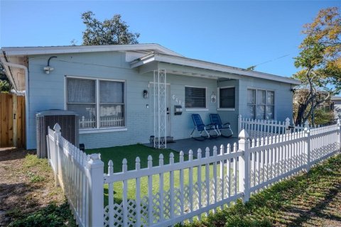 Villa ou maison à vendre à Saint Petersburg, Floride: 3 chambres, 138.33 m2 № 2424105 - photo 2