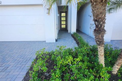 Touwnhouse à louer à Port St. Lucie, Floride: 3 chambres, 155.52 m2 № 2397950 - photo 6