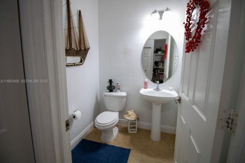 Touwnhouse à vendre à Miramar, Floride: 3 chambres, 151.24 m2 № 2066132 - photo 13