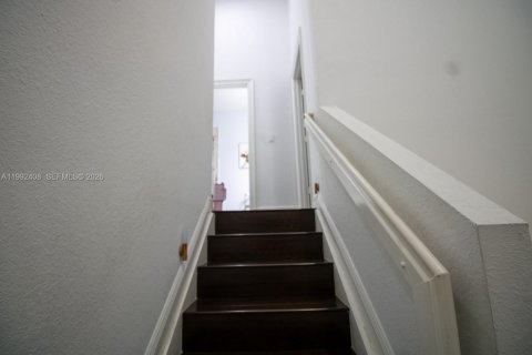 Touwnhouse à vendre à Miramar, Floride: 3 chambres, 151.24 m2 № 2066132 - photo 17