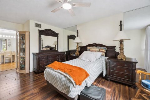 Villa ou maison à vendre à Orlando, Floride: 3 chambres, 173.63 m2 № 2341829 - photo 16