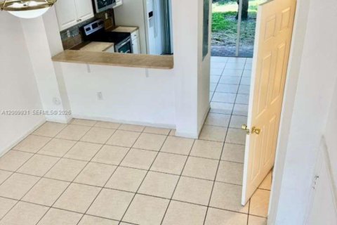 Touwnhouse à vendre à Plantation, Floride: 2 chambres, 118.91 m2 № 2246256 - photo 10