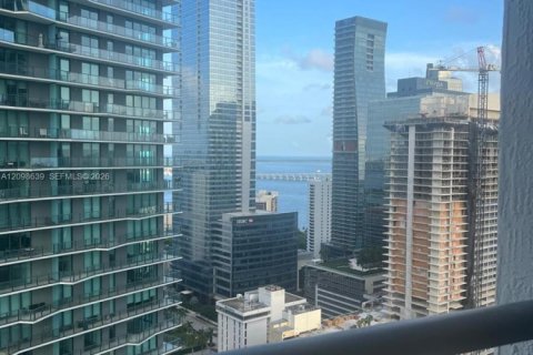 Condo in Miami, Florida, 2 bedrooms  № 2399681 - photo 12