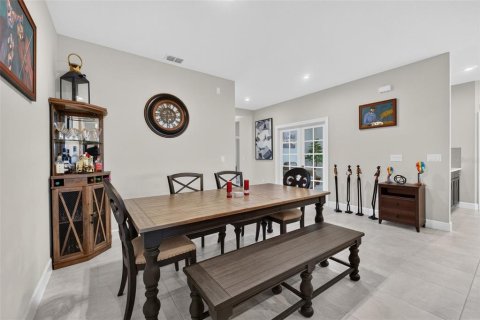 House in Clermont, Florida 3 bedrooms, 222.59 sq.m. № 2299900 - photo 9