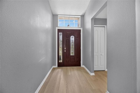 House in Wesley Chapel, Florida 3 bedrooms, 139.82 sq.m. № 2349447 - photo 5
