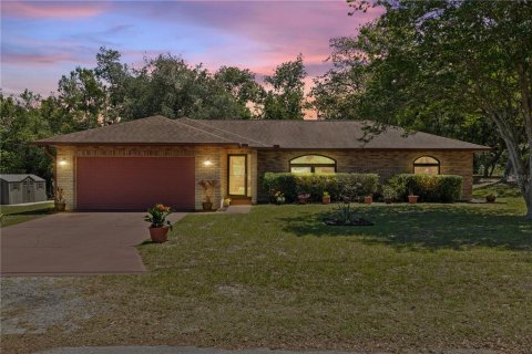 Villa ou maison à Orange City, Floride 3 chambres, 152.45 m2 № 2148064