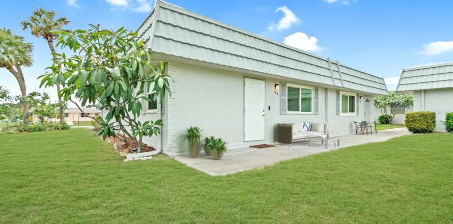 Casa en Sun City Center, Florida 2 dormitorios, 89.19 m2 № 1777238