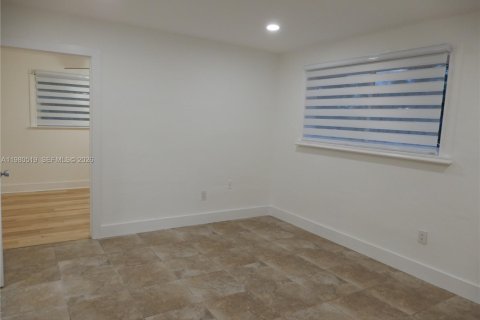 Casa en venta en Cutler Bay, Florida, 3 dormitorios, 144.46 m2 № 2045006 - foto 9