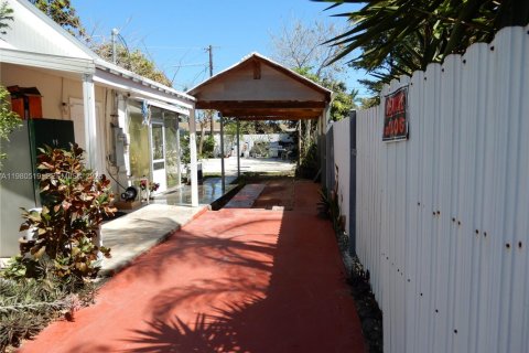 Casa en venta en Cutler Bay, Florida, 3 dormitorios, 144.46 m2 № 2045006 - foto 20