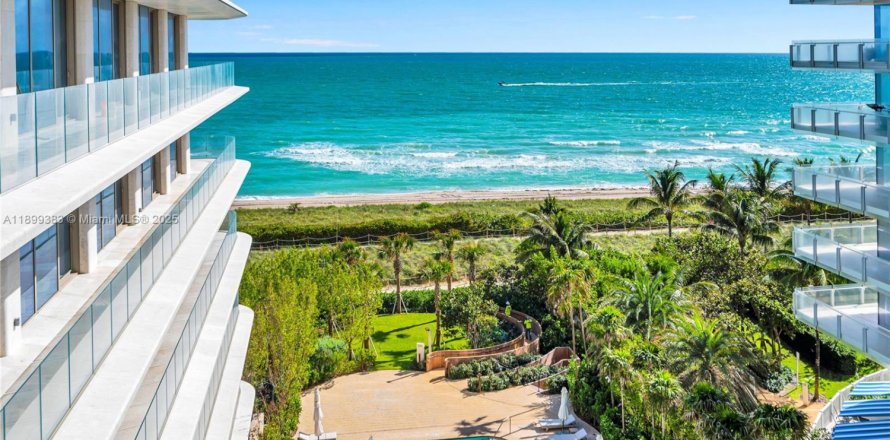 Condo à Surfside, Floride, 3 chambres № 1950754