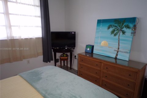 Купить кондоминиум в Авентура, Флорида 1 спальня, 71.35м2, № 2069452 - фото 25