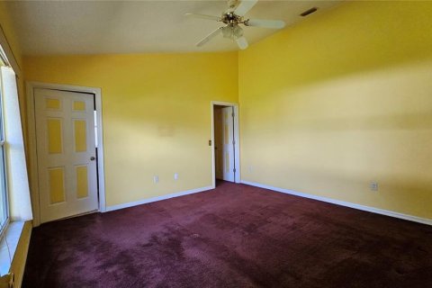 House in Grand Island, Florida 3 bedrooms, 117.99 sq.m. № 1786850 - photo 14