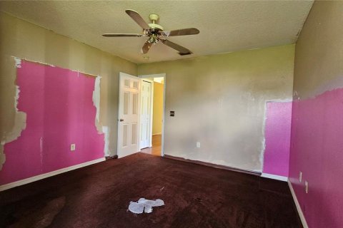House in Grand Island, Florida 3 bedrooms, 117.99 sq.m. № 1786850 - photo 18