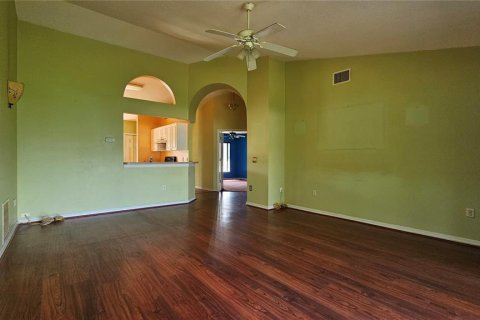 House in Grand Island, Florida 3 bedrooms, 117.99 sq.m. № 1786850 - photo 12