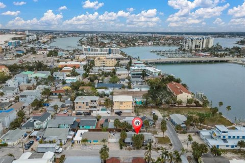 Casa en venta en Treasure Island, Florida, 2 dormitorios, 62.43 m2 № 1533969 - foto 5