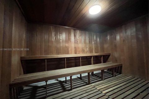 Copropriété à vendre à Deerfield Beach, Floride: 2 chambres, 119.84 m2 № 1998631 - photo 15