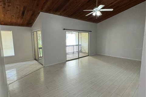 Condo in Altamonte Springs, Florida, 2 bedrooms  № 2099537 - photo 7