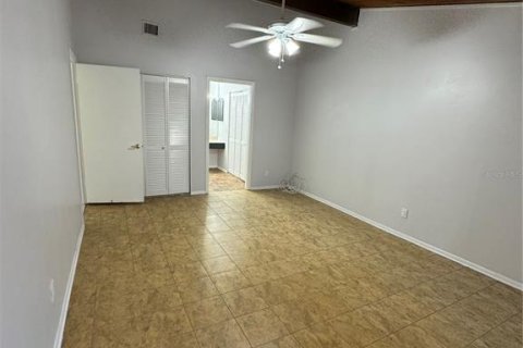 Condo in Altamonte Springs, Florida, 2 bedrooms  № 2099537 - photo 10