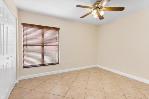 Villa ou maison à louer à Miami, Floride: 3 chambres, 127.46 m2 № 2190556 - photo 7