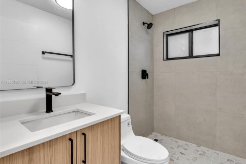 Immobilier commercial à vendre à Miami, Floride: 188.78 m2 № 2032185 - photo 5