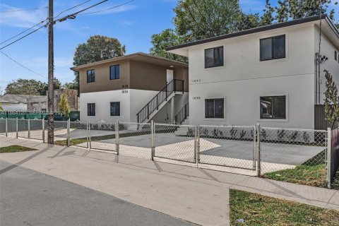 Immobilier commercial à vendre à Miami, Floride: 188.78 m2 № 2032185 - photo 3