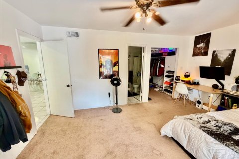 Condominio en venta en Plantation, Florida, 2 dormitorios, 88.44 m2 № 2046049 - foto 27