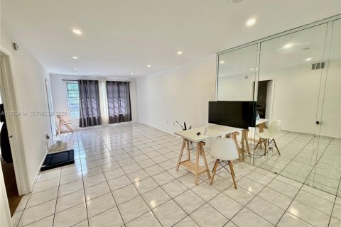 Condominio en venta en Plantation, Florida, 2 dormitorios, 88.44 m2 № 2046049 - foto 23