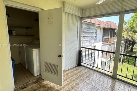 Condominio en venta en Plantation, Florida, 2 dormitorios, 88.44 m2 № 2046049 - foto 20