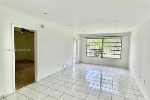 Condominio en venta en Plantation, Florida, 2 dormitorios, 88.44 m2 № 2046049 - foto 10