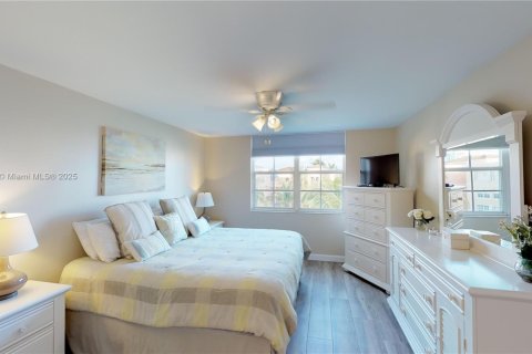 Condo in Aventura, Florida, 2 bedrooms  № 1960856 - photo 14
