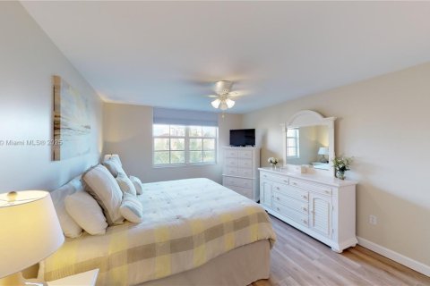 Condo in Aventura, Florida, 2 bedrooms  № 1960856 - photo 22