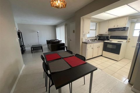 Condominio en alquiler en Clearwater, Florida, 2 dormitorios, 65.5 m2 № 1906056 - foto 5