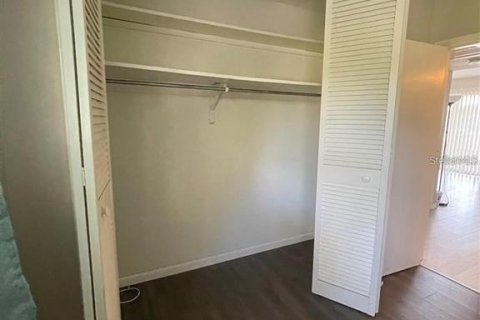 Condominio en alquiler en Clearwater, Florida, 2 dormitorios, 65.5 m2 № 1906056 - foto 8