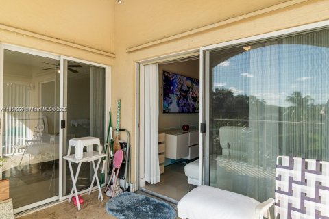 Condo in Davie, Florida, 2 bedrooms  № 1879010 - photo 3