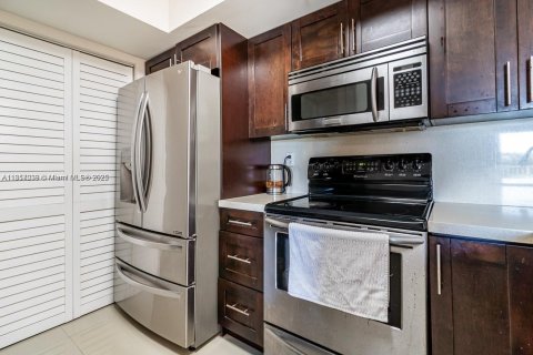 Condo in Davie, Florida, 2 bedrooms  № 1879010 - photo 20