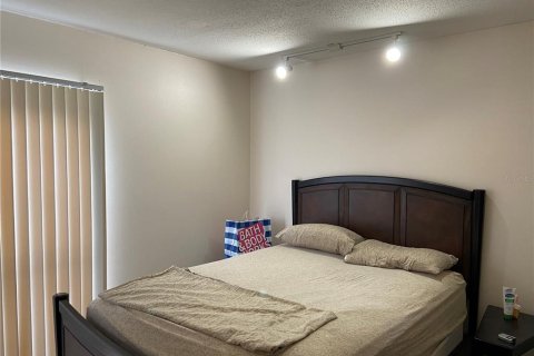 Condo in Gainesville, Florida, 1 bedroom  № 1827635 - photo 7