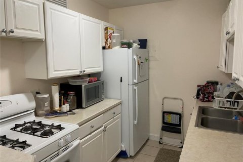 Condo in Gainesville, Florida, 1 bedroom  № 1827635 - photo 5