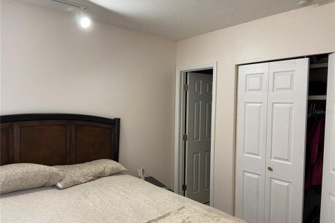 Condo in Gainesville, Florida, 1 bedroom  № 1827635 - photo 8