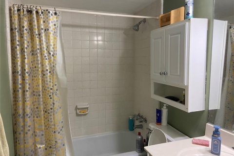 Condo in Gainesville, Florida, 1 bedroom  № 1827635 - photo 9