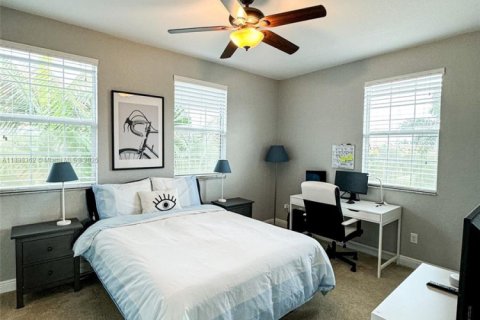 Condominio en alquiler en Pembroke Pines, Florida, 3 dormitorios, 162.11 m2 № 1950064 - foto 28