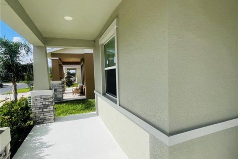 House in Winter Garden, Florida 4 bedrooms, 252.51 sq.m. № 1878155 - photo 4