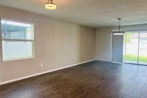 House in Winter Garden, Florida 4 bedrooms, 252.51 sq.m. № 1878155 - photo 7