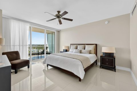 Condo in Pompano Beach, Florida, 2 bedrooms  № 1971155 - photo 12