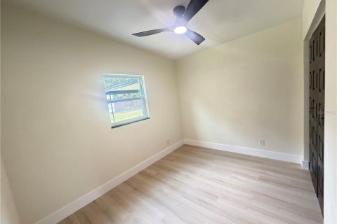 Casa en venta en Tampa, Florida, 4 dormitorios, 150.87 m2 № 2322830 - foto 25