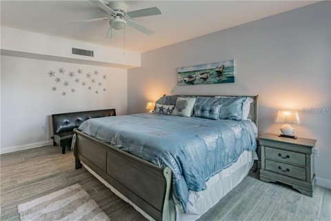 Condominio en alquiler en Clearwater, Florida, 2 dormitorios, 117.06 m2 № 1578604 - foto 13