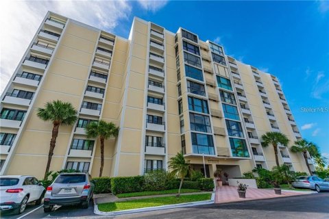 Condominio en alquiler en Clearwater, Florida, 2 dormitorios, 117.06 m2 № 1578604 - foto 1