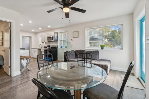 Apartment in Tampa, Florida 2 bedrooms, 92.9 sq.m. № 2230390 - photo 3
