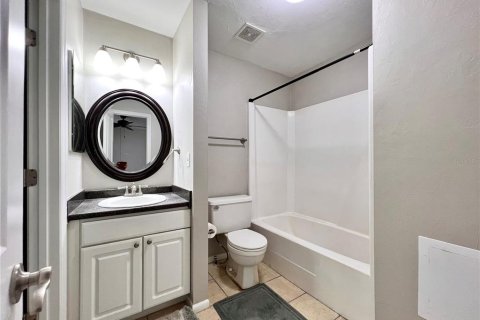 Condominio en venta en Gainesville, Florida, 3 dormitorios, 139.35 m2 № 1817347 - foto 12