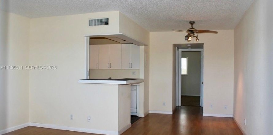 Кондоминиум с 1 спальней в Форт-Лодердейл, Флорида № 2013946