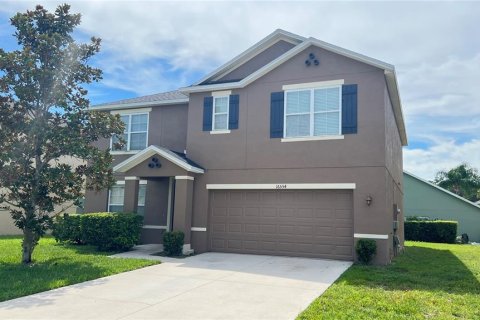 House in Clermont, Florida 5 bedrooms, 240.99 sq.m. № 1901726 - photo 3